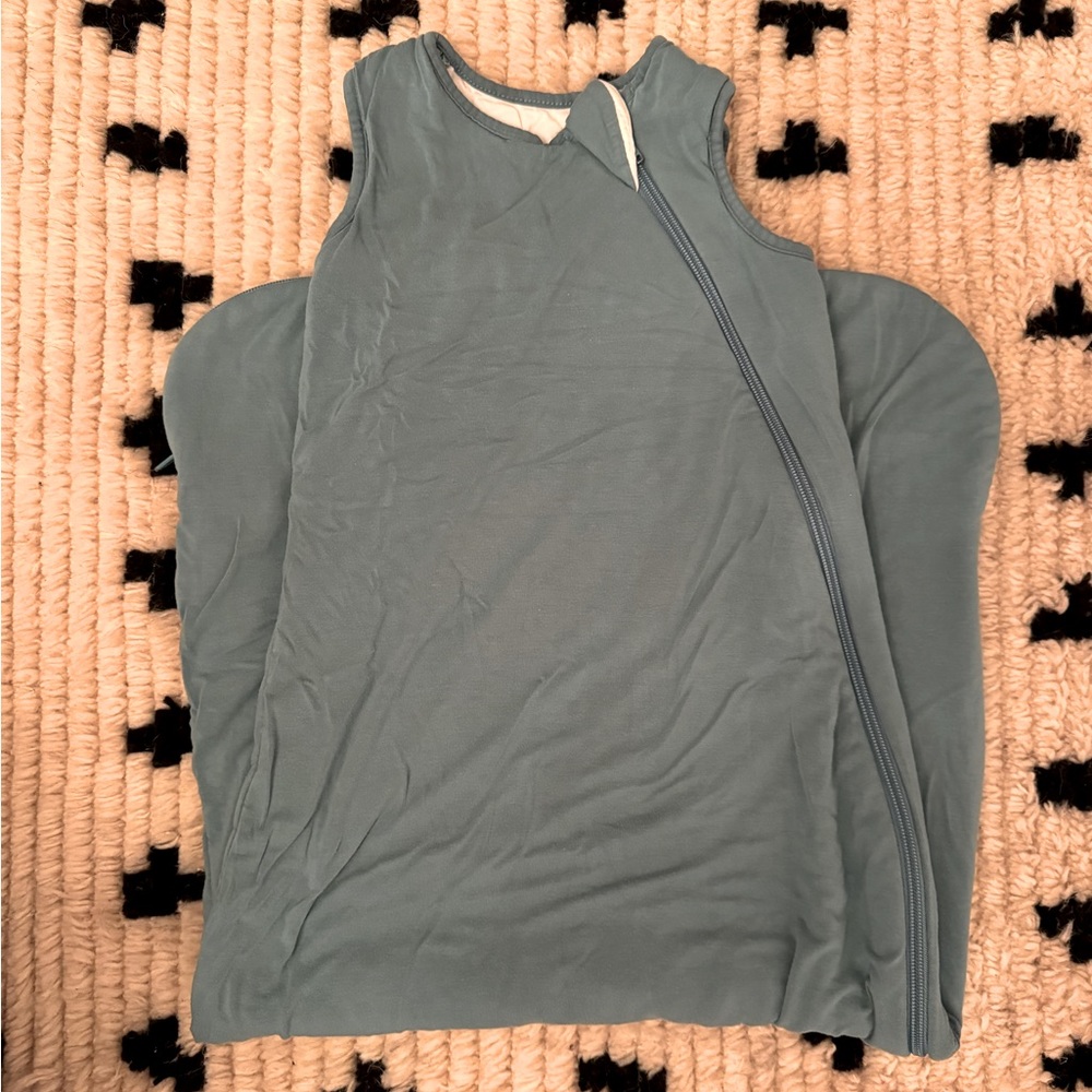 Kyte sage color L sleepsack 1.0 tog